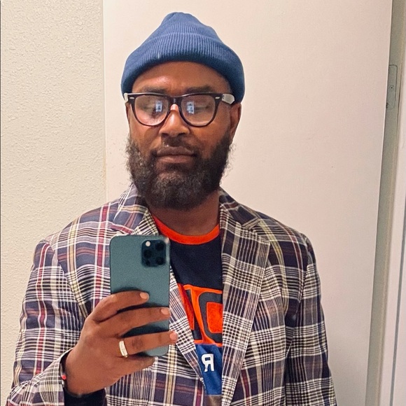 Meet your Posher, Kwame - Picture 2 of 3